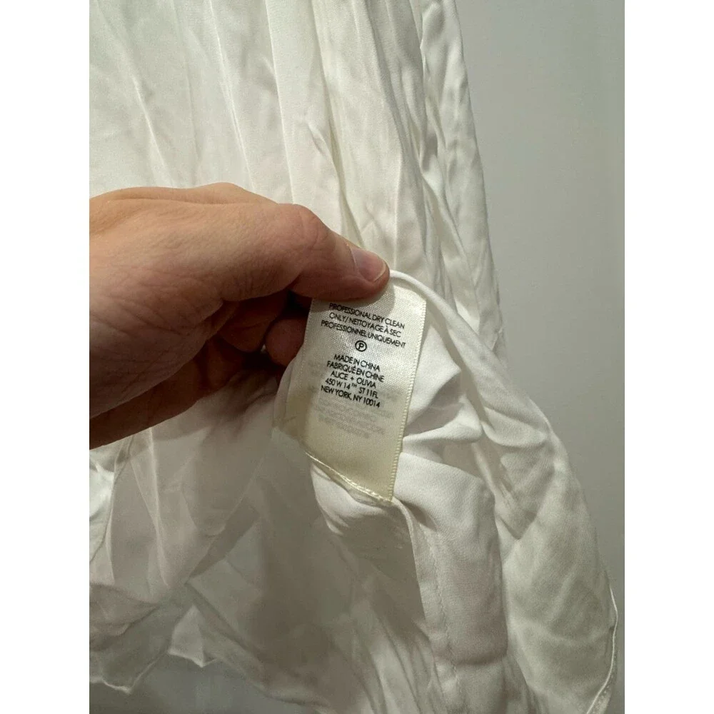 Alice + Olivia Womens XL Blouse White Long Sleeve Smocked Classic Victorian - Picture 6 of 9